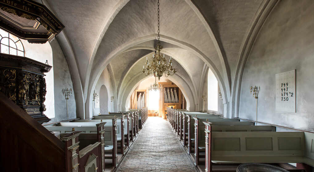 Skibet i Lillerød Kirke