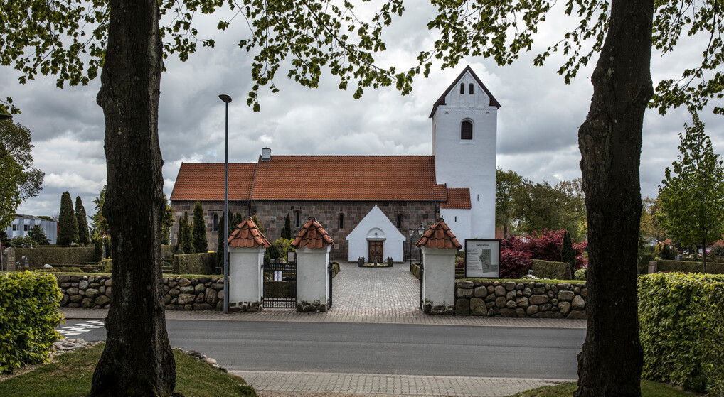 Gjellerup Kirke Foto af Gjellerup kirke.
